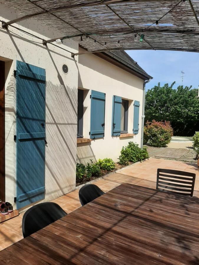 Au Chat Perche Mareil-sur-Mauldre Exterior photo