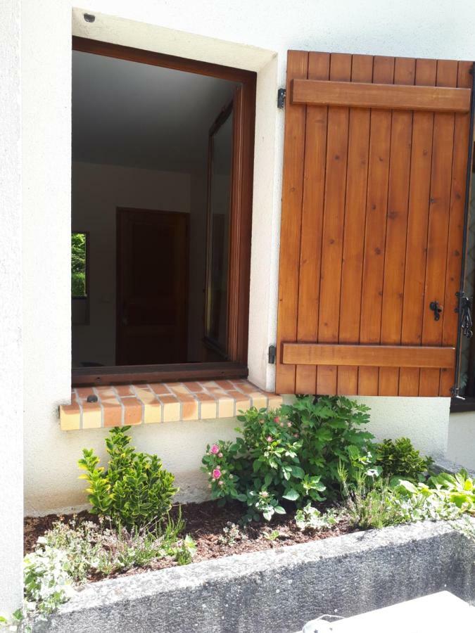 Au Chat Perche Mareil-sur-Mauldre Exterior photo